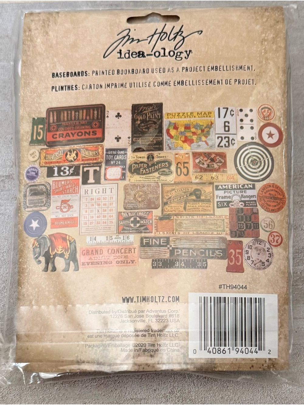 Tim Holtz Distress Oxide & Idea-ology Mixed Media Pack - Red, Black, Cream - Picture 3 of 9